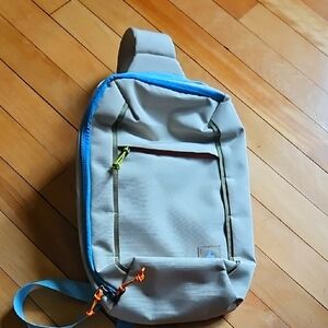 Stylish Tan and Blue Cotopaxi Crossbody Bag. NWOT.